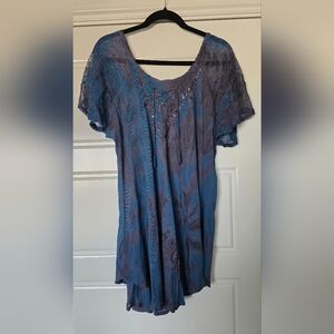 NWOT Beautiful Boho Shades Of Blue Top Fits Multiple Sizes